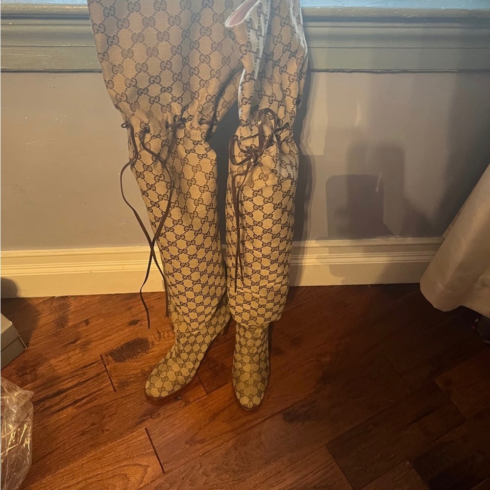 Gucci lisa boot over knee size 41.5